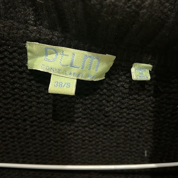 DTLM sweater great quality , just a light shaving needed . 33 long” - Picture 3 of 4